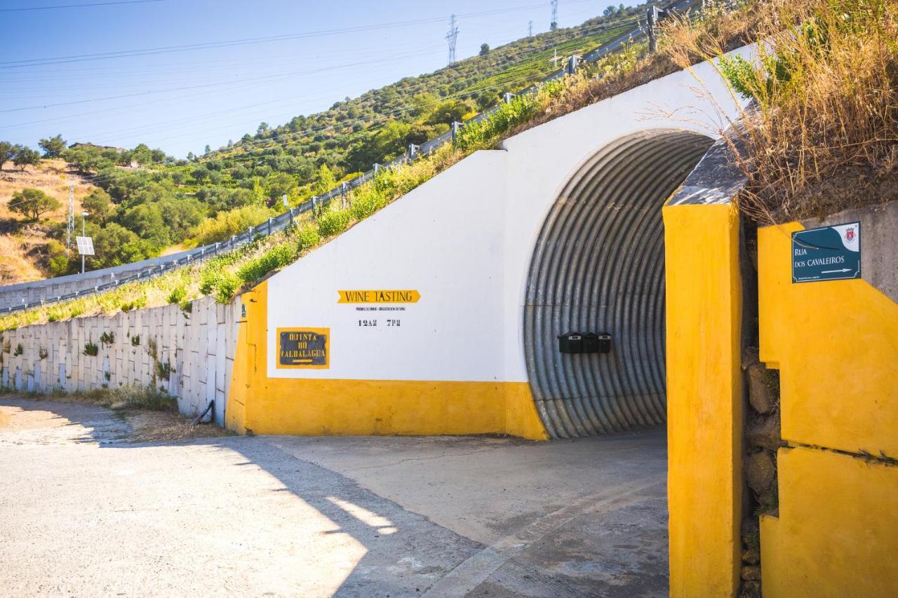 Hostal Quinta do Valdalágea Peso da Régua Exterior foto